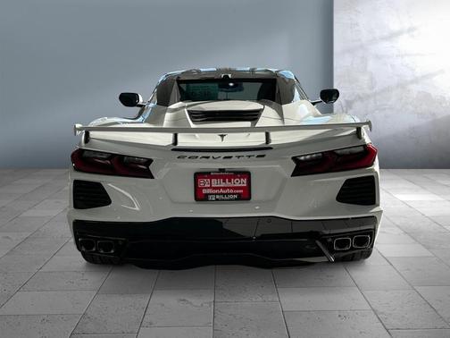 2026 Chevrolet Corvette Stingray w/2LT