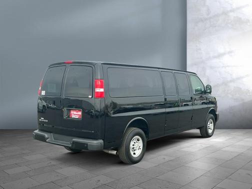 2025 Chevrolet Express 3500 RWD 3500 Extended Wheelbase LS
