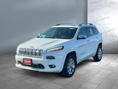 Bright White Clearcoat 2017 Jeep Cherokee Overland