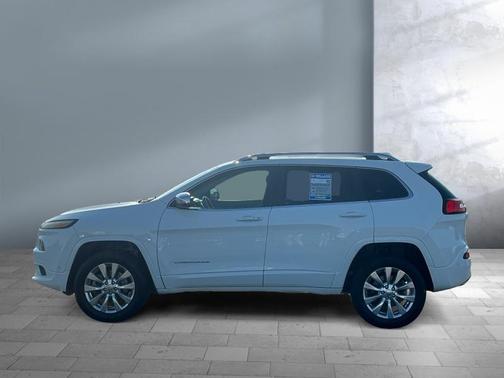Bright White Clearcoat 2017 Jeep Cherokee Overland