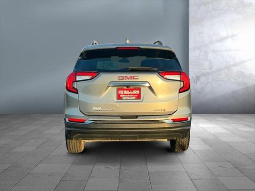 2023 GMC Terrain AWD AT4
