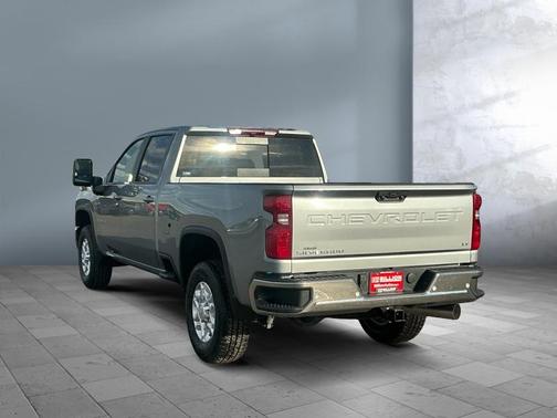 Sterling Gray Metallic 2026 Chevrolet Silverado 2500 LT
