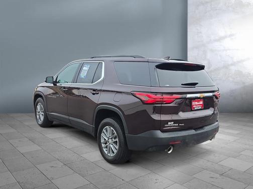 2022 Chevrolet Traverse LT Cloth