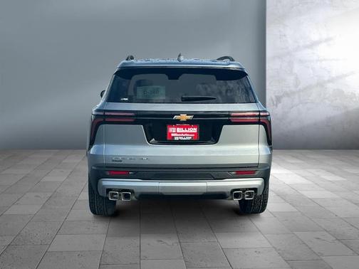 Sterling Gray Metallic 2026 Chevrolet Traverse LT