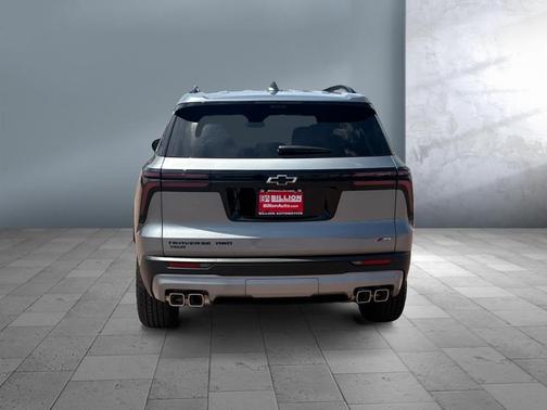 Sterling Gray Metallic 2026 Chevrolet Traverse AWD Z71