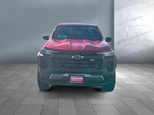 Radiant Red Tintcoat 2026 Chevrolet Colorado Trail Boss