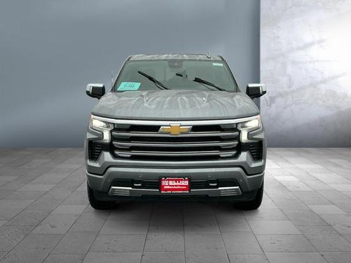 Sterling Gray Metallic 2026 Chevrolet Silverado 1500 High Country