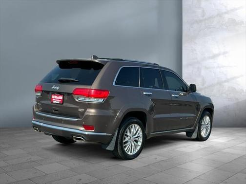 2017 Jeep Grand Cherokee Summit