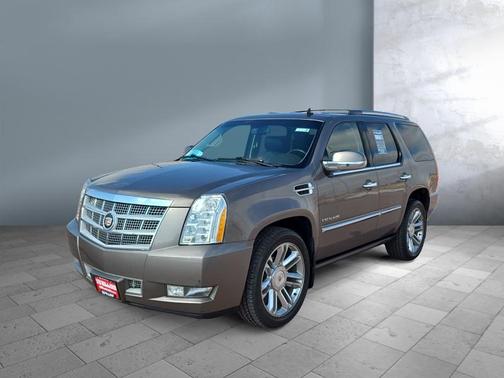 2014 Cadillac Escalade Platinum Edition