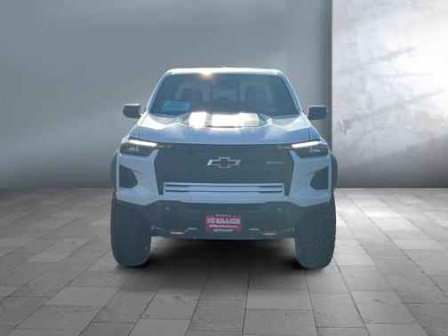 Summit White 2026 Chevrolet Colorado ZR2