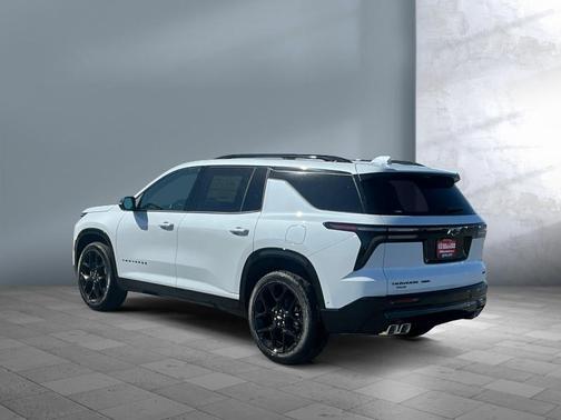 Polar White Tricoat 2026 Chevrolet Traverse RS