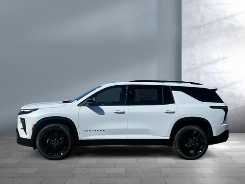Polar White Tricoat 2026 Chevrolet Traverse RS