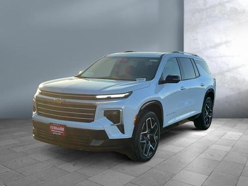 Polar White Tricoat 2026 Chevrolet Traverse High Country