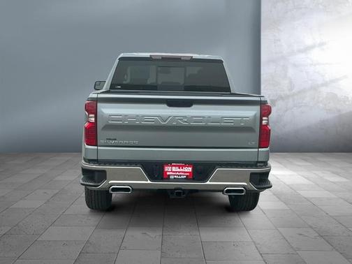 Sterling Gray Metallic 2026 Chevrolet Silverado 1500 LT