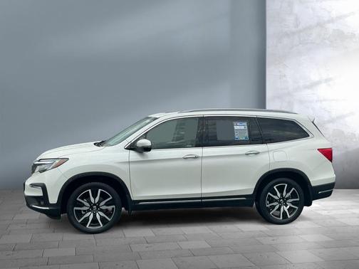 2019 Honda Pilot Touring 8-Passenger