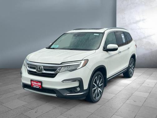 2019 Honda Pilot Touring 8-Passenger