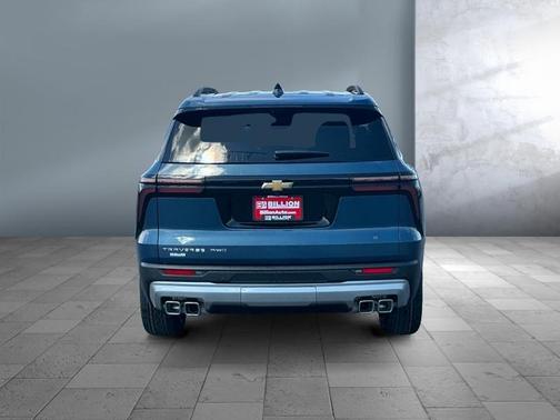 Lakeshore Blue Metallic 2026 Chevrolet Traverse LT