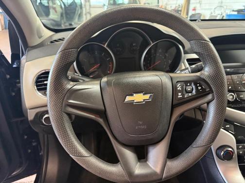 2015 Chevrolet Cruze LS