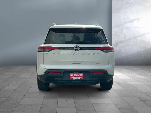 2025 Nissan Pathfinder SV 4WD
