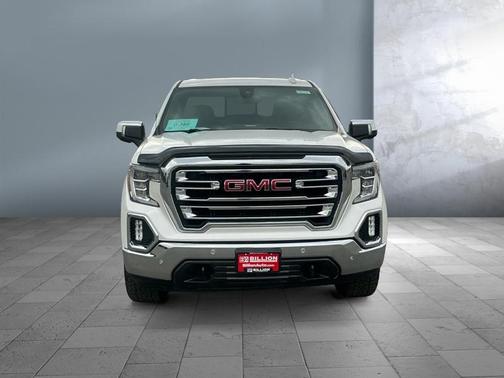 White Frost Tricoat 2019 GMC Sierra 1500 SLT