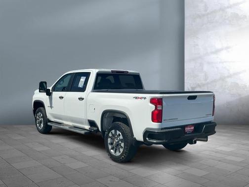 Summit White 2021 Chevrolet Silverado 2500 Custom