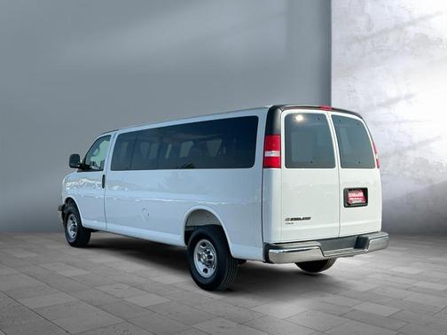 2025 Chevrolet Express 3500 RWD 3500 Extended Wheelbase LT