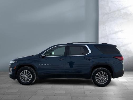 Northsky Blue Metallic 2022 Chevrolet Traverse LT Leather