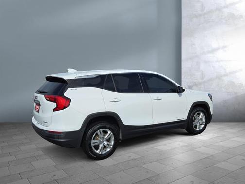 Summit White 2018 GMC Terrain SLE