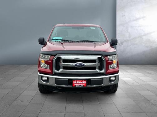 Red 2015 Ford F-150 XLT