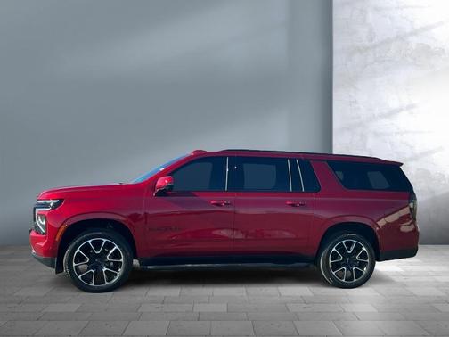2025 Chevrolet Suburban RST