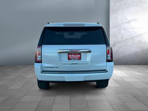 2016 GMC Yukon XL Denali