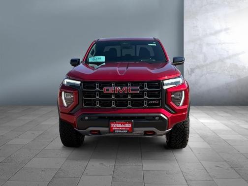 2024 GMC Canyon AT4