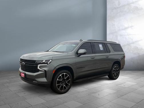 2023 Chevrolet Suburban RST