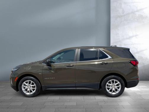 Harvest Bronze Metallic 2023 Chevrolet Equinox 1LT