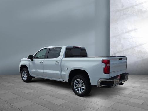 Summit White 2026 Chevrolet Silverado 1500 LT