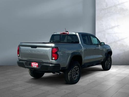 Sterling Gray Metallic 2026 Chevrolet Colorado ZR2