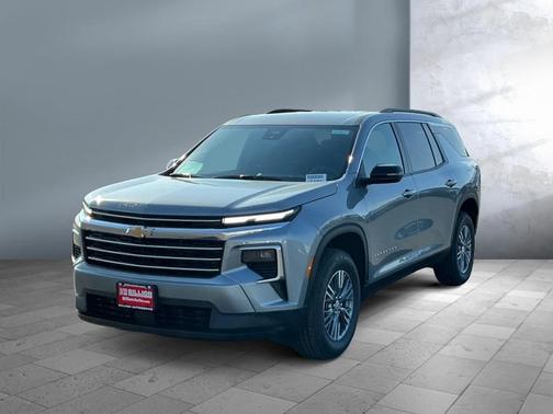 Sterling Gray Metallic 2026 Chevrolet Traverse LT