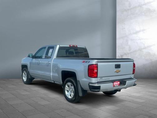 Silver Ice Metallic 2018 Chevrolet Silverado 1500 2LT