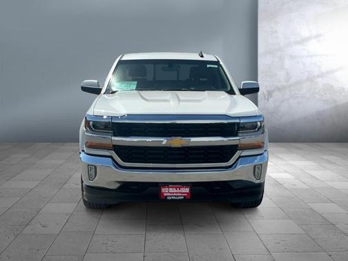 Iridescent Pearl Tricoat 2017 Chevrolet Silverado 1500 1LT
