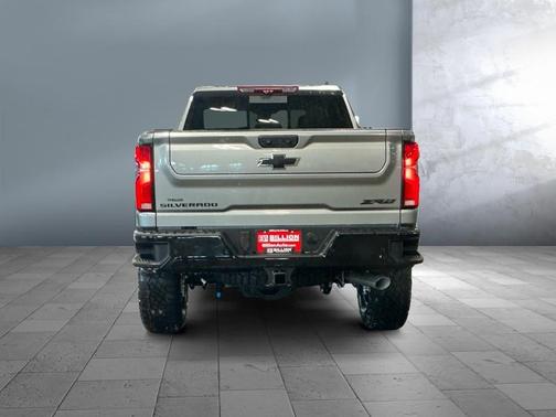 2026 Chevrolet Silverado 2500 Crew Cab, Standard Bed, XR2, 4WD