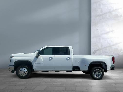 Summit White 2026 Chevrolet Silverado 3500 LTZ