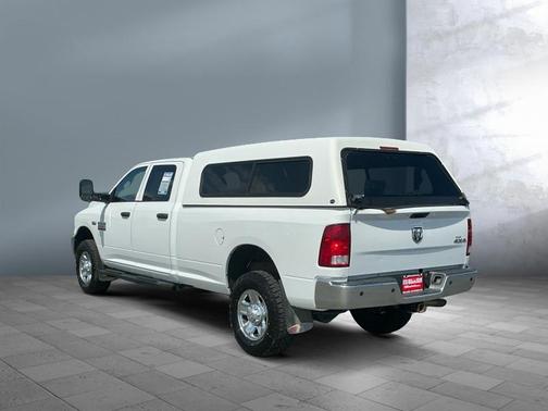 Bright White Clearcoat 2017 RAM 2500 Tradesman Crew Cab 4x4 8' Box