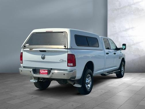 Bright White Clearcoat 2017 RAM 2500 Tradesman Crew Cab 4x4 8' Box