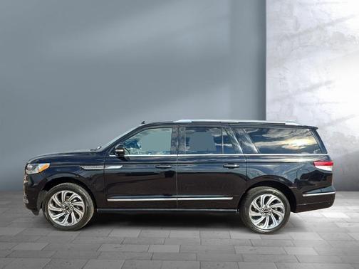 2024 Lincoln Navigator Premiere