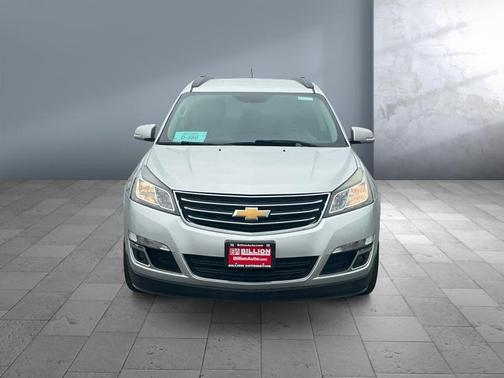 Silver Ice Metallic 2014 Chevrolet Traverse 1LT