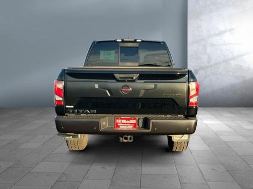 2022 Nissan Titan PRO-4X