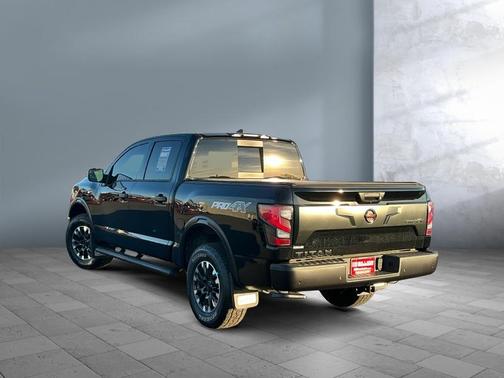 2022 Nissan Titan PRO-4X