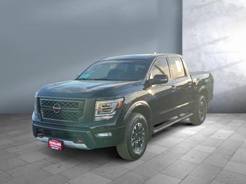 2022 Nissan Titan PRO-4X