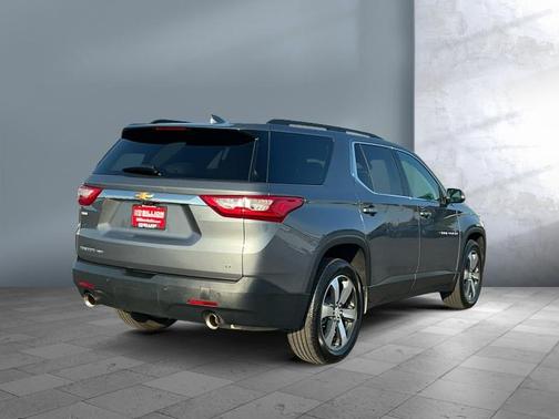 2020 Chevrolet Traverse LT Leather
