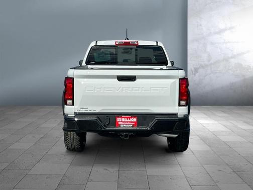 Summit White 2026 Chevrolet Colorado Trail Boss